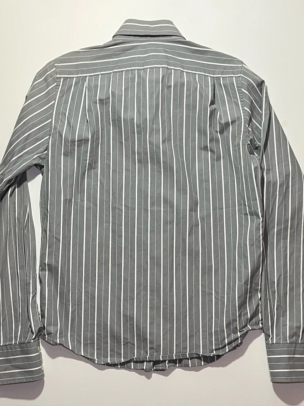 Vintage Y2K Men’s Abercrombie Long Sleeve Striped Button Shirt, Muscle, Gray